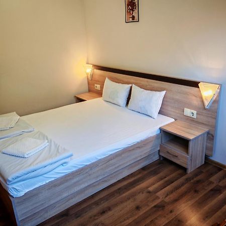 Дом Бакалски-Кмета Narechenski Bani Ngoại thất bức ảnh